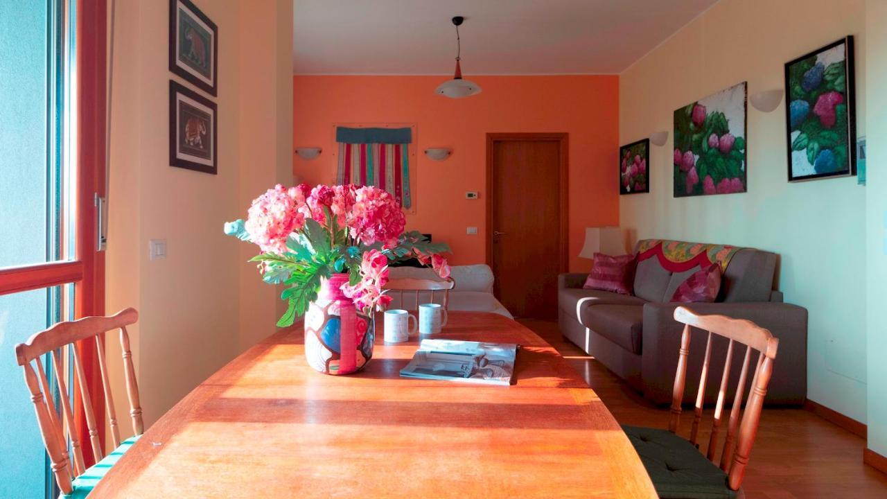 Italianway - Tolstoi 1 Appartement Milaan Buitenkant foto